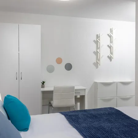 Apartment Awesome In With Kitchen Crikvenica