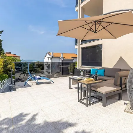Awesome In With Kitchen * Crikvenica